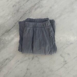 Brandy Melville Gray Sweatpants with Elastic Waistband